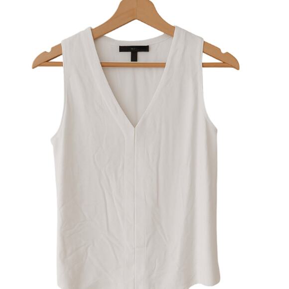 White House Black Market V-Neck Shell Top in White – EUC Size 0 - Picture 2 of 3